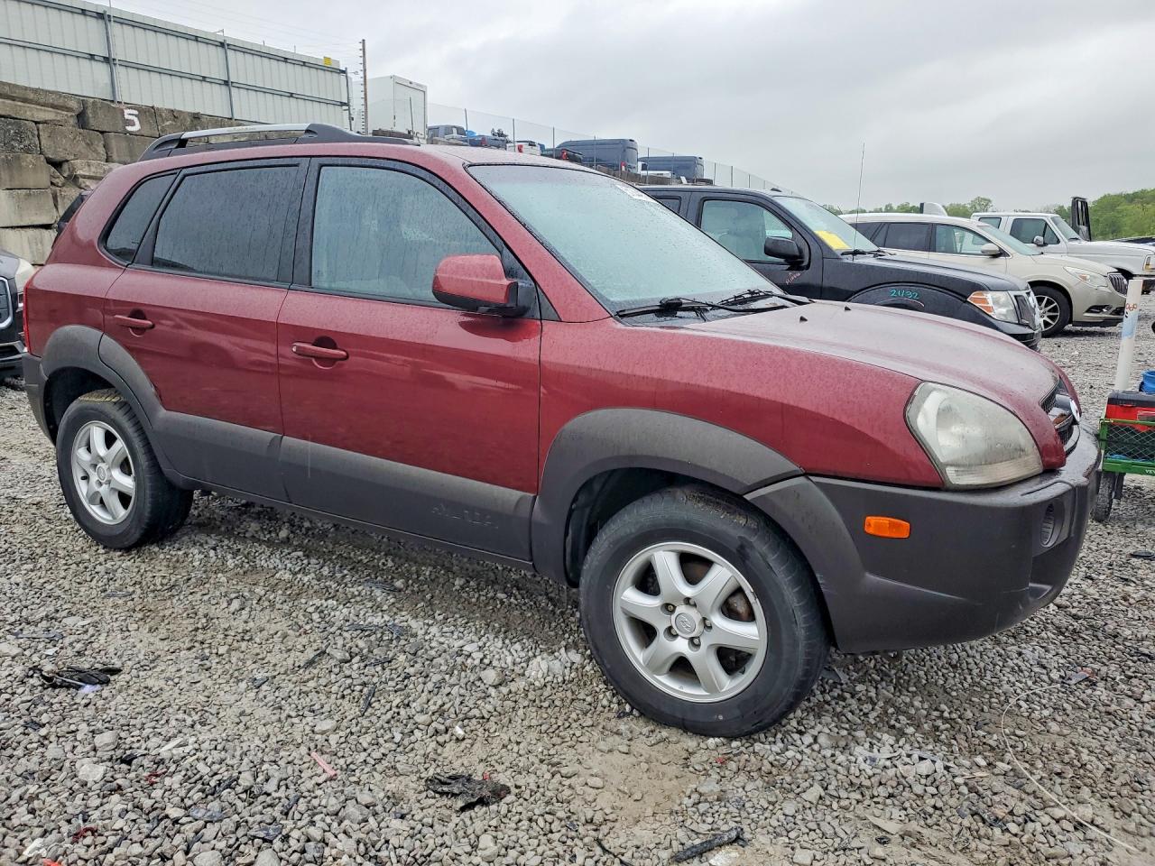 2005 Hyundai Tucson VIN KM8JN12D25U115867 photo 4