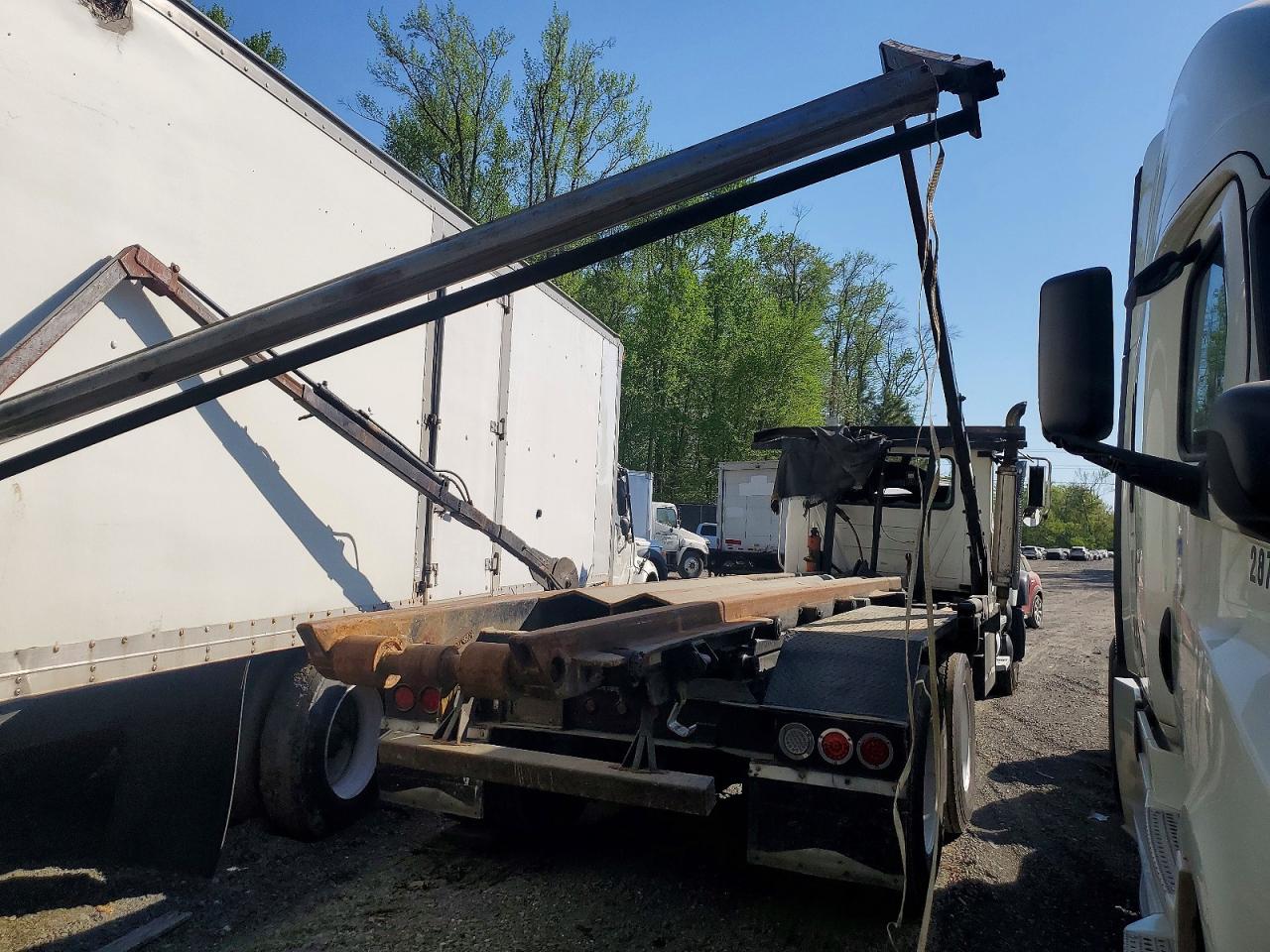 2002 MACK All models VIN 1M2AG11C42M001884 photo 4