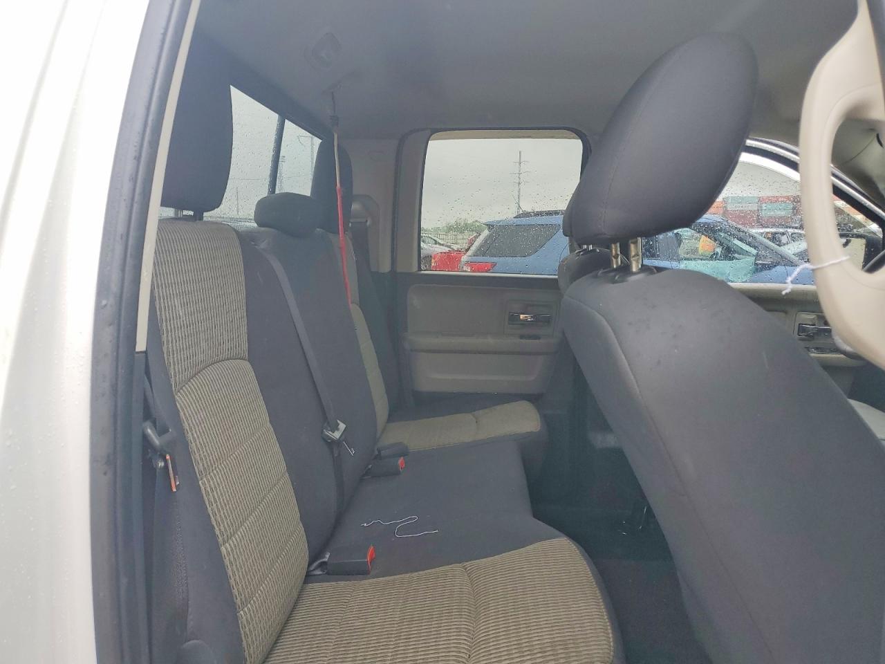 2011 Dodge Ram 1500 VIN 1D7RV1GT9BS599833 photo 11