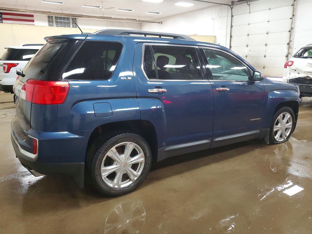 2016 GMC Terrain VIN 2GKFLTE36G6163148 photo 3