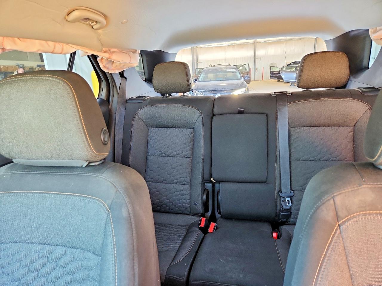 2019 Chevrolet Equinox VIN 3GNAXUEV0KS535182 photo 10