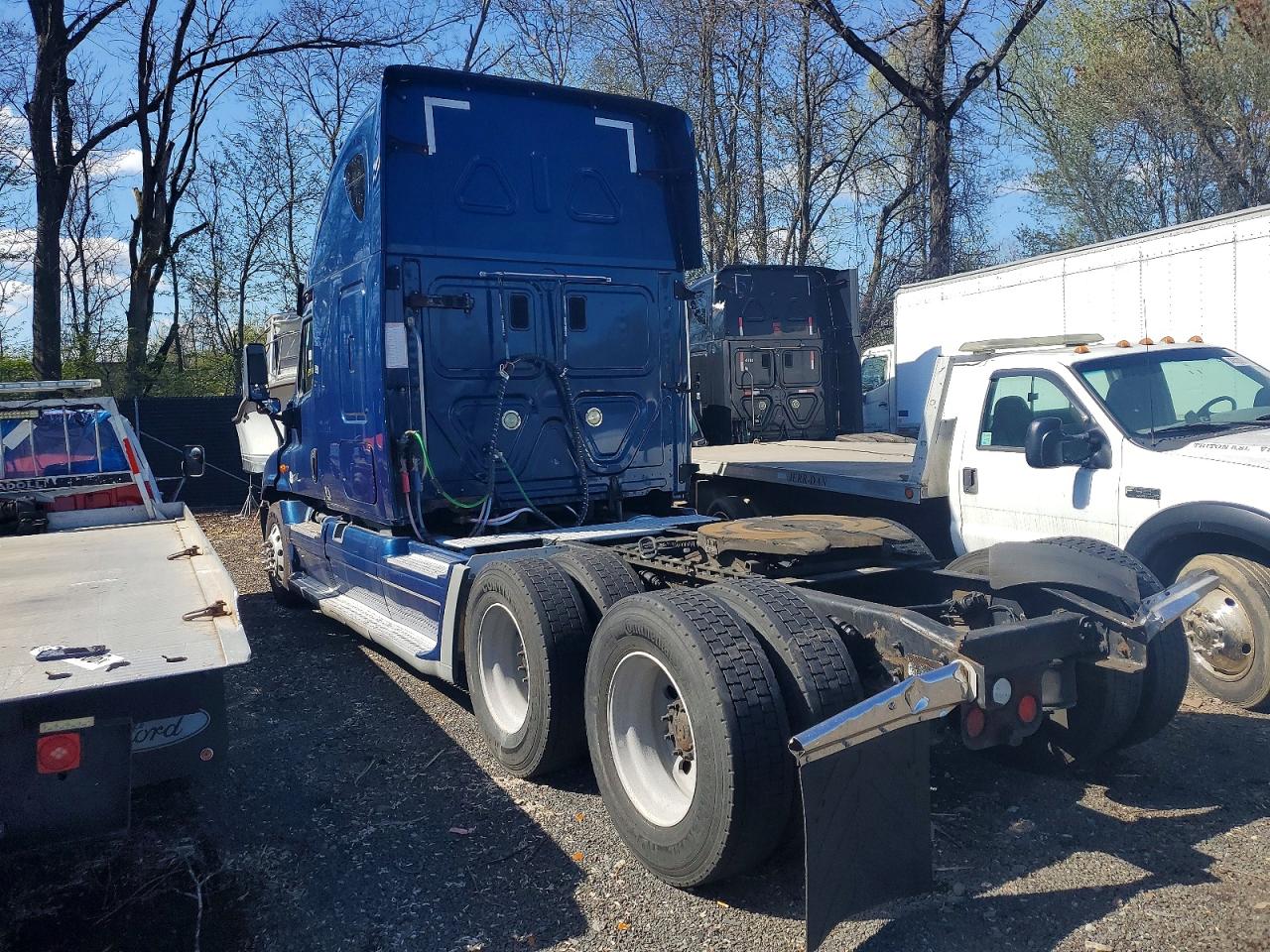 2015 FREIGLINER All other VIN 1FUJGLD69FLGL9562 photo 3