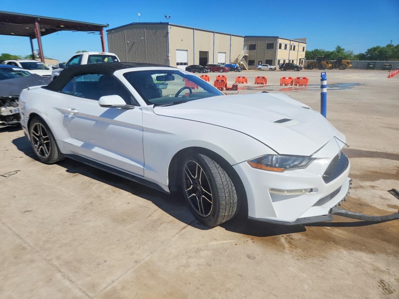 2018 FORD All models VIN 1FATP8UHXJ5110202 photo 4