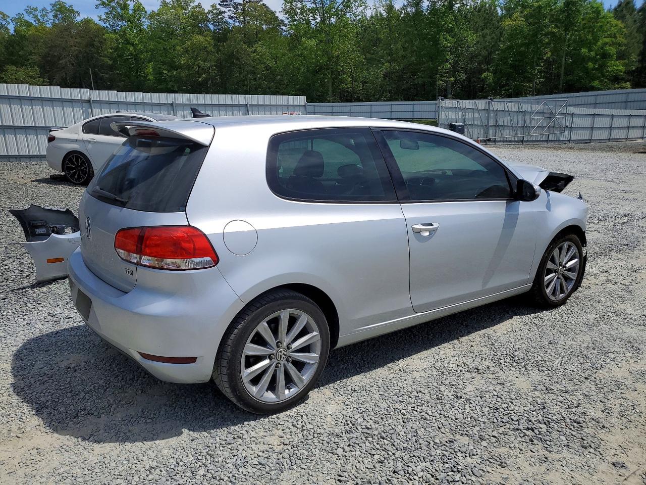 2012 Volkswagen Golf VIN WVWMM7AJ9CW119754 photo 3