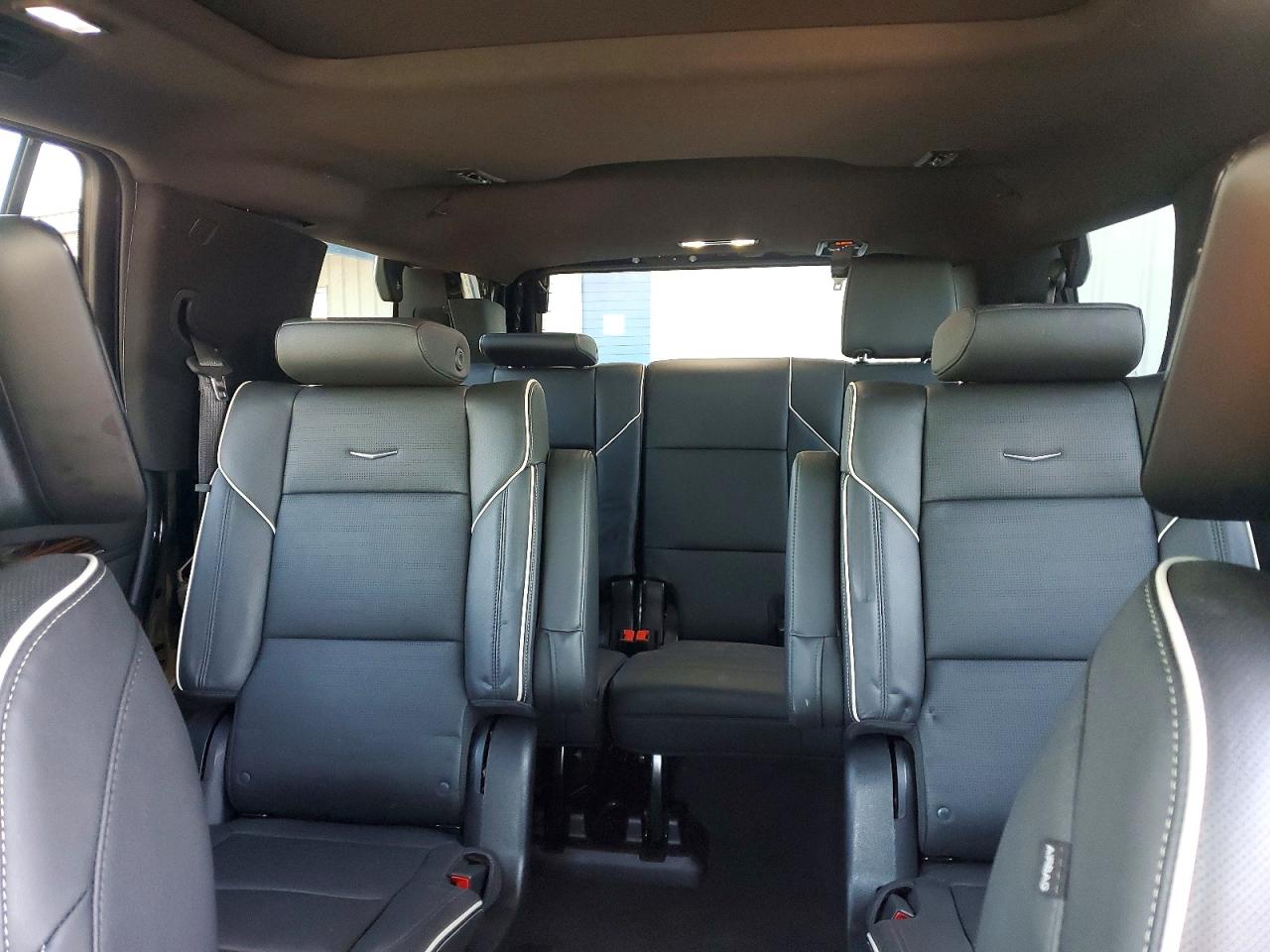 2024 Cadillac Escalade VIN 1GYS4BKL3RR268494 photo 10