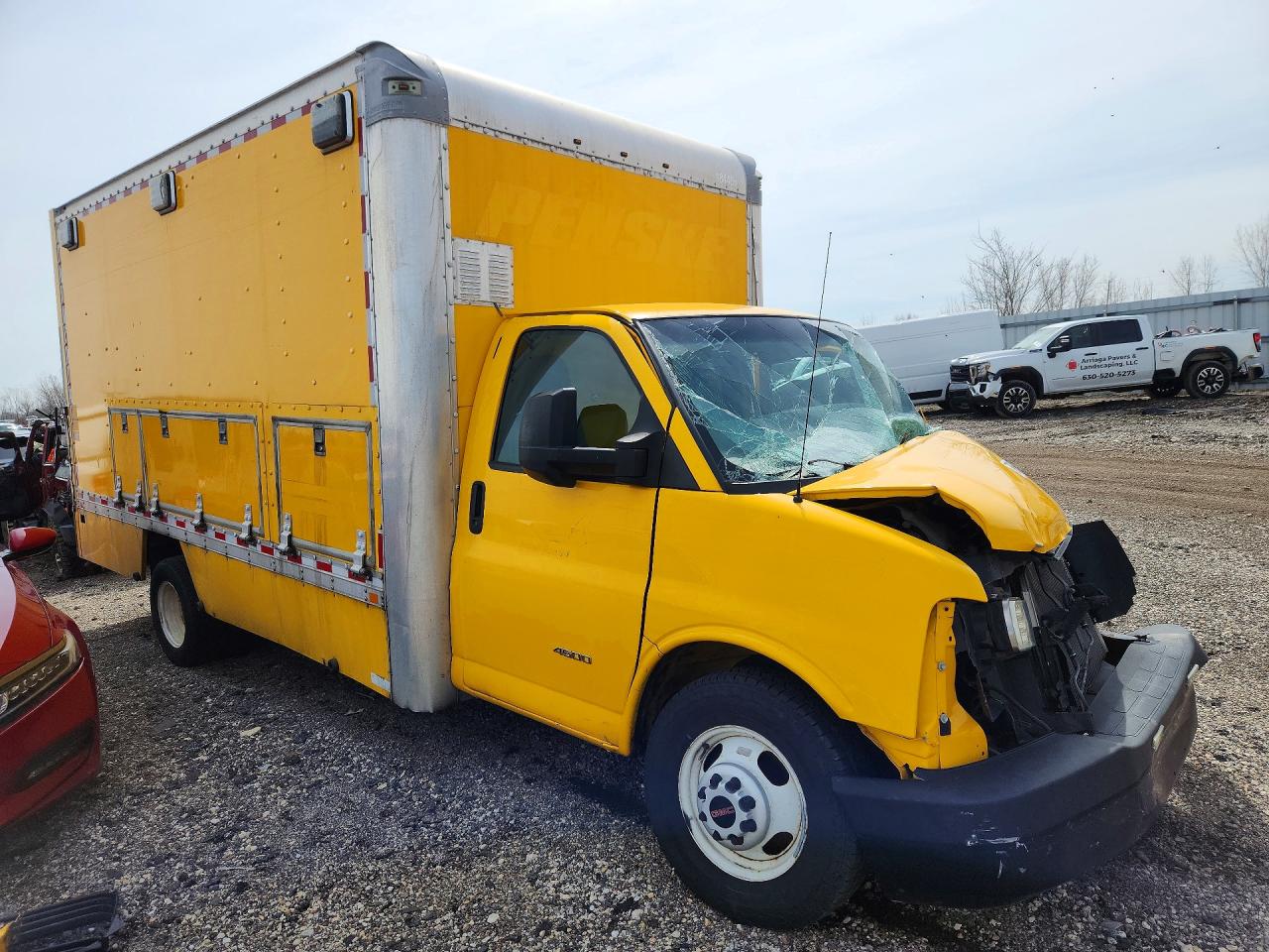 2017 GMC Savana VIN 7GZ67VCGXHN003923 photo 4