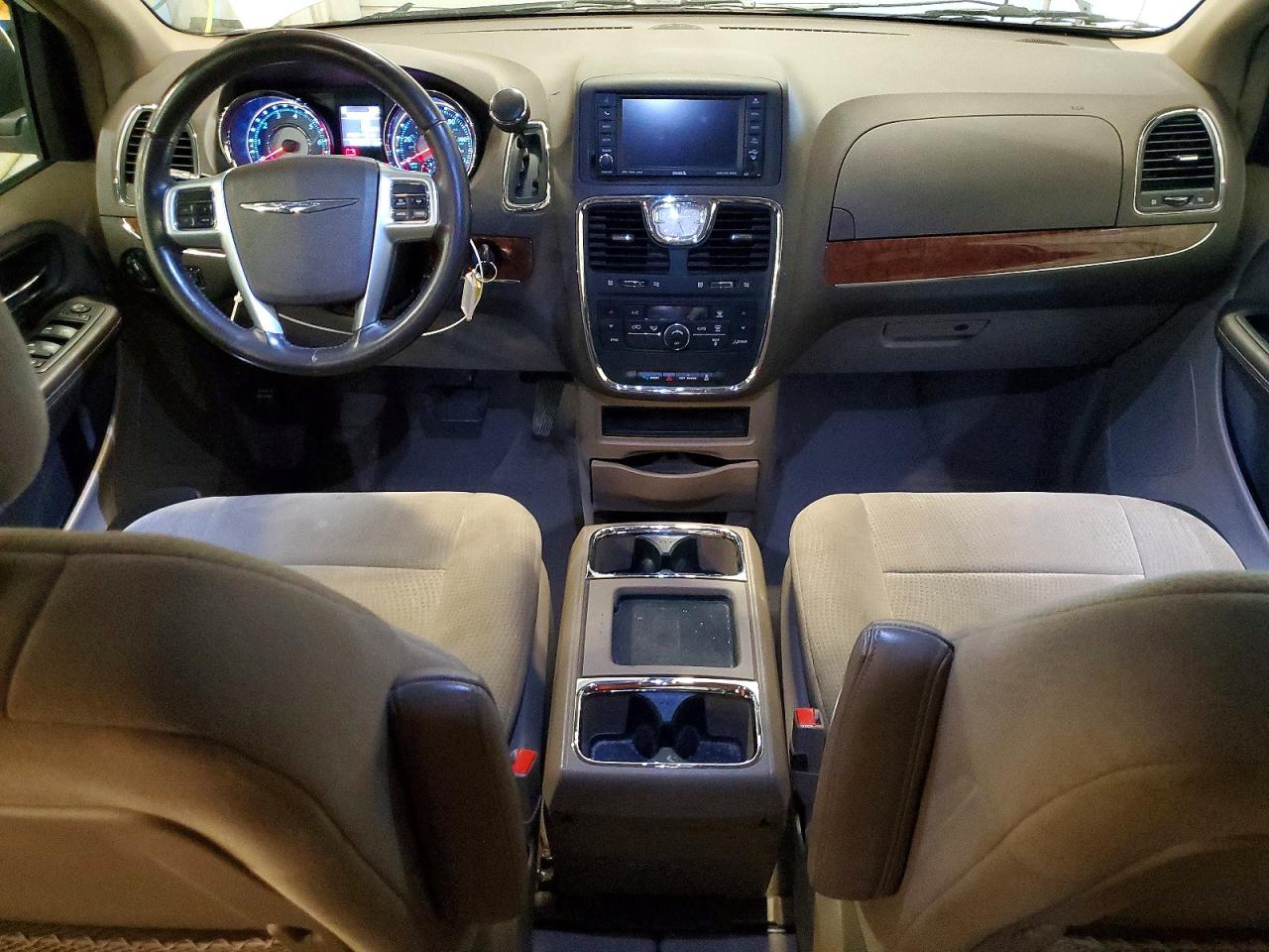 2011 CHRYSLER Minivan VIN 2A4RR5DG4BR713486 photo 8