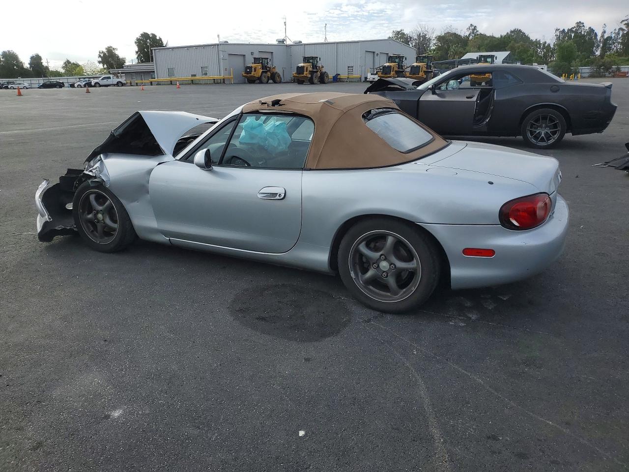 2000 MAZDA Mx5 VIN JM1NB3534Y0142626 photo 2