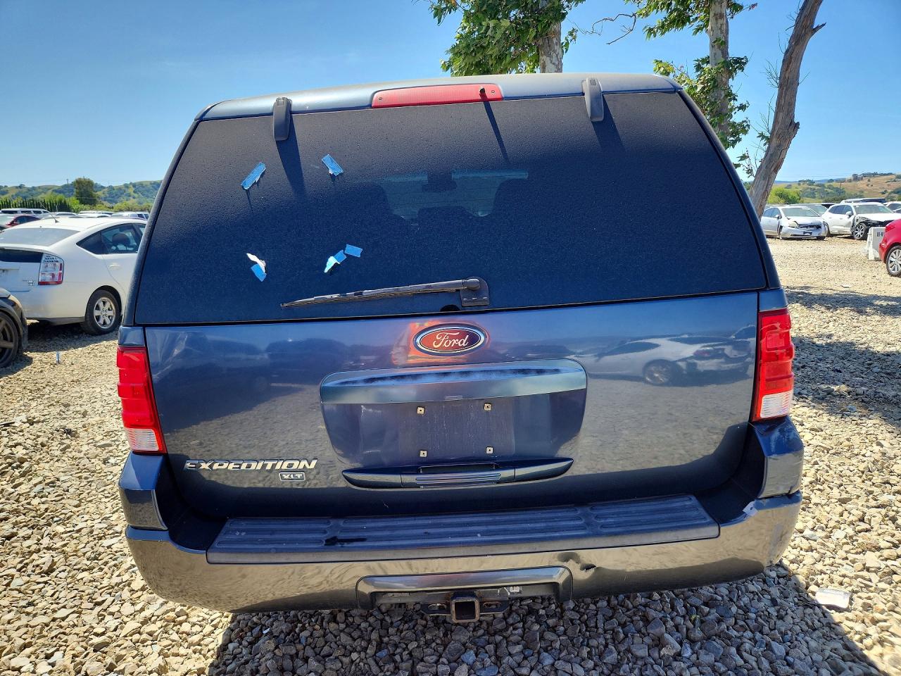 2004 Ford Expedition VIN 1FMPU16L74LA41493 photo 6