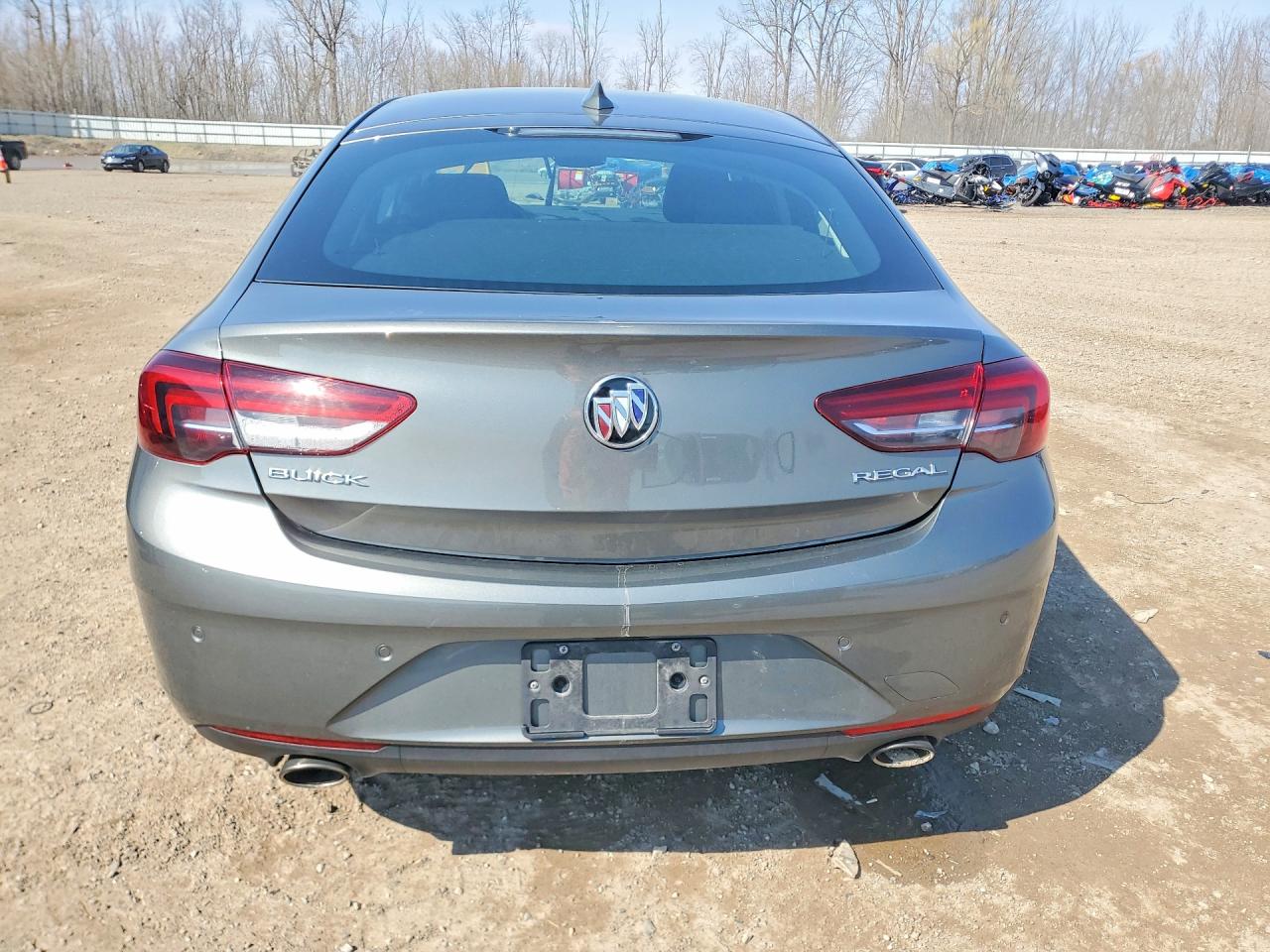 2018 Buick Regal VIN W04GP6SX0J1087573 photo 6