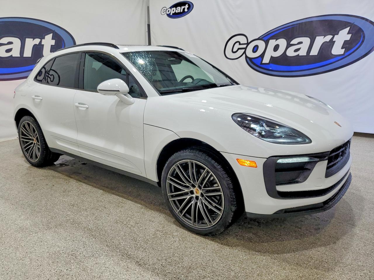 2024 Porsche Macan VIN WP1AA2A54RLB20188 photo 4