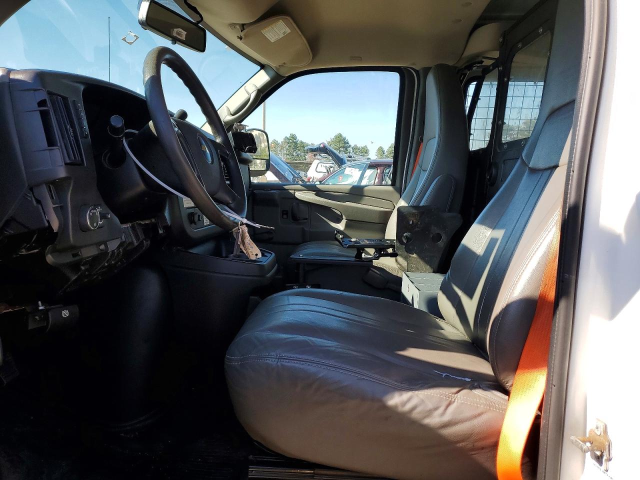 2014 CHEV Express VIN 1GCSGAFX7E1169111 photo 7
