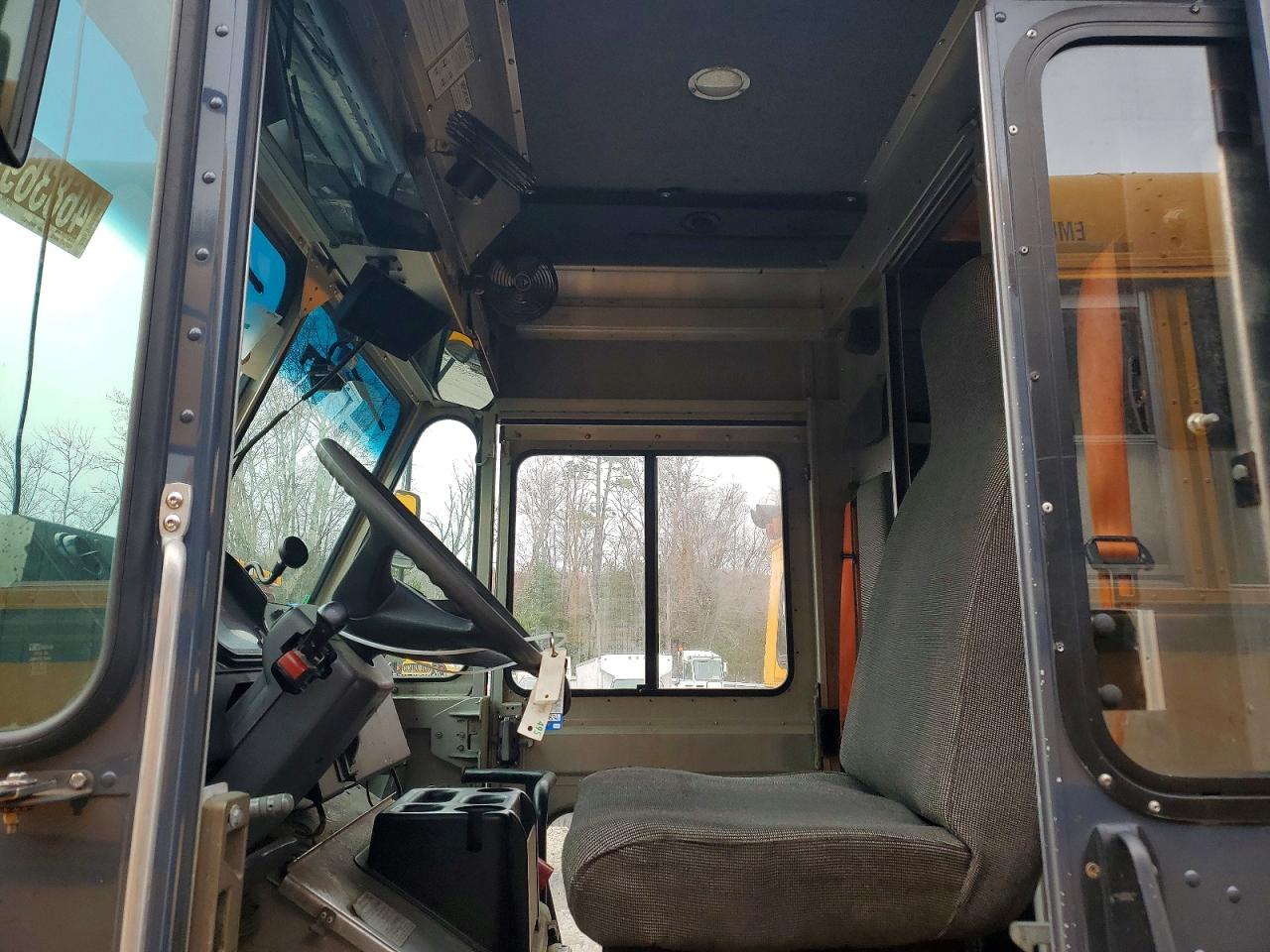 2020 FREIGHTLINER All other VIN 4UZAC2EA3LCLZ6044 photo 7