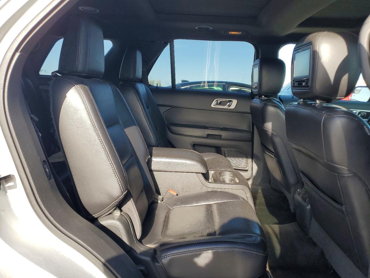 2013 Explorer VIN 1FM5K8F80DGA40700 photo 11