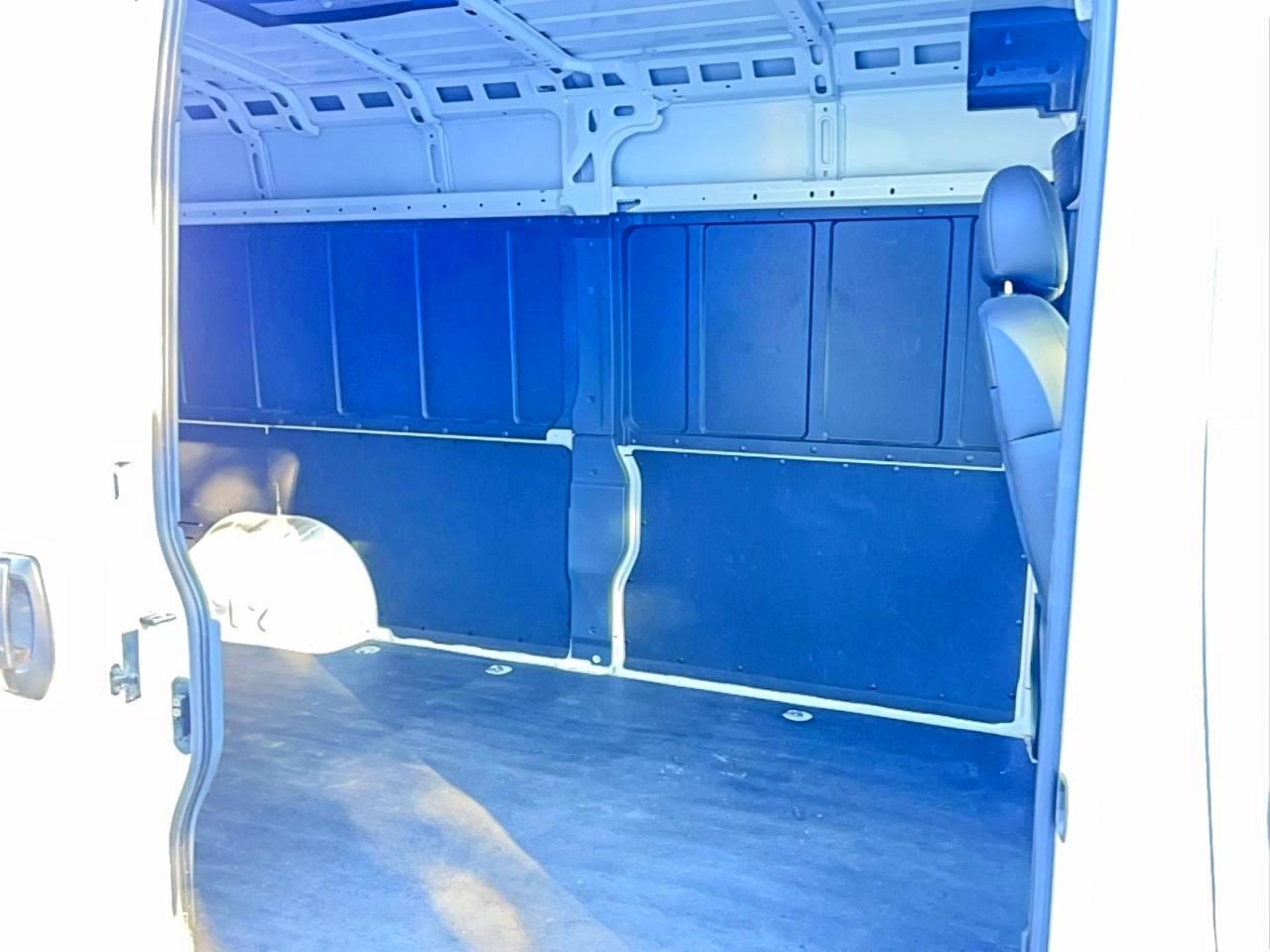 2025 Ram Promaster VIN 3C6MRVHG4SE549112 photo 6