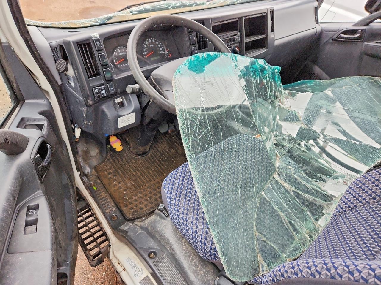 2023 Isuzu Npr VIN 54DC4W1D8PS201399 photo 8