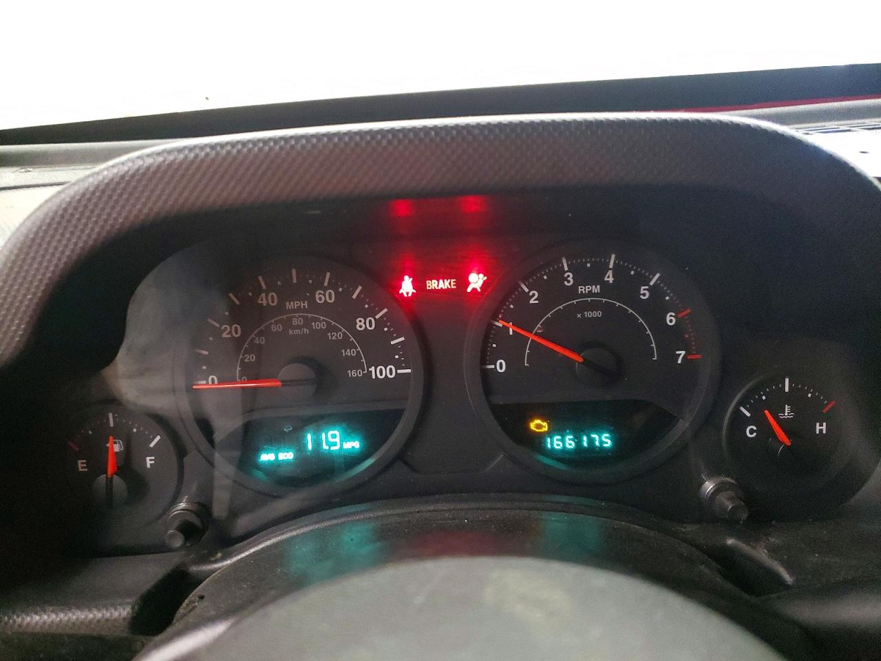 2009 Jeep Wrangler / VIN 1J4GA39179L728851 photo 9