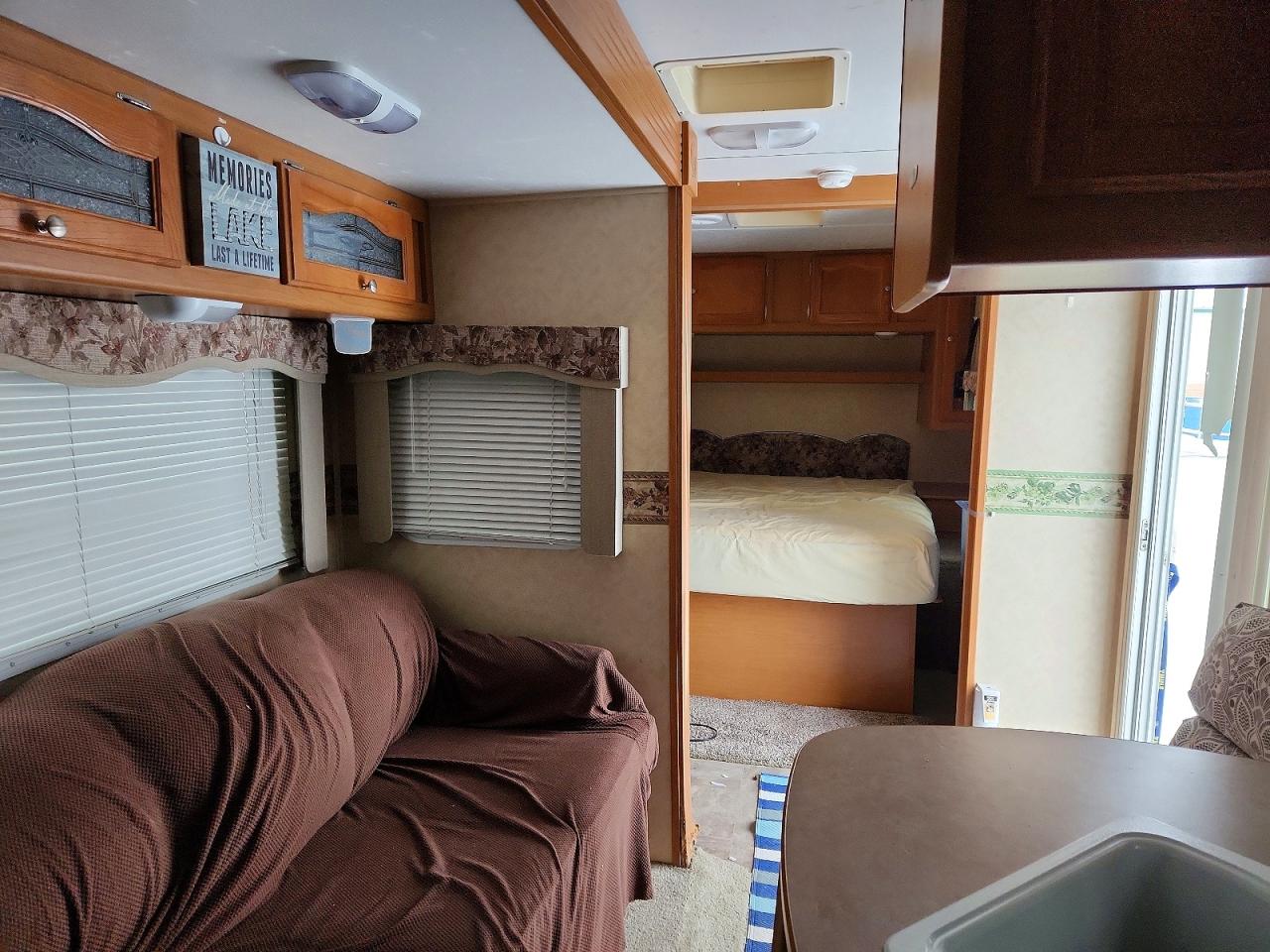 2007 DUTCHMEN All models VIN 47CTDEU227G525801 photo 5
