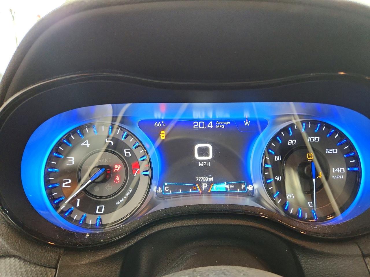 2016 Chrysler 300 VIN 2C3CCAGG6GH183007 photo 9