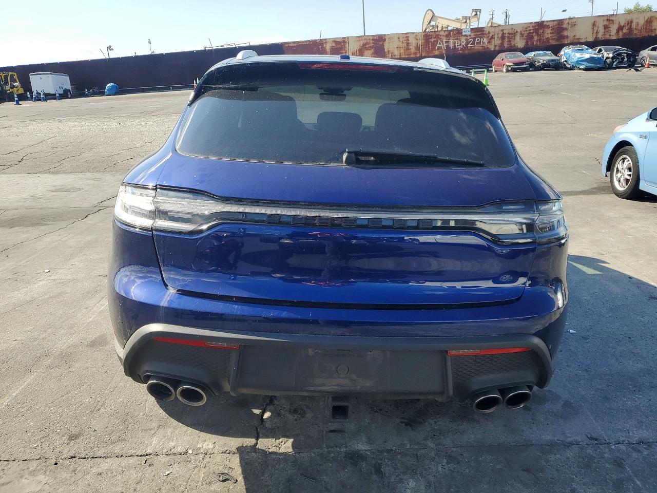 2026 Porsche Macan VIN WP1AA2A59TLB00140 photo 6