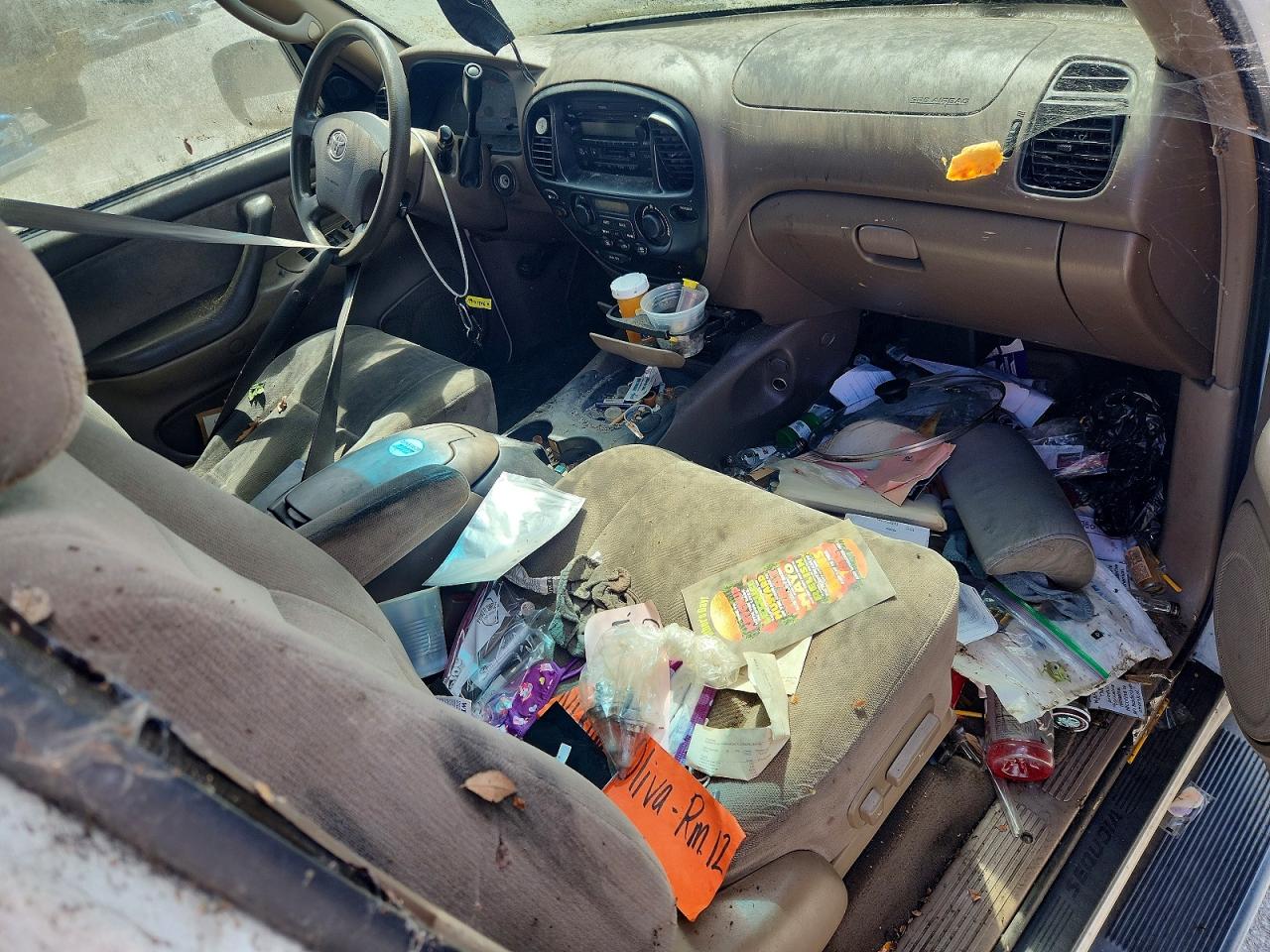2003 Toyota Sequoia VIN 5TDZT34A83S155884 photo 8