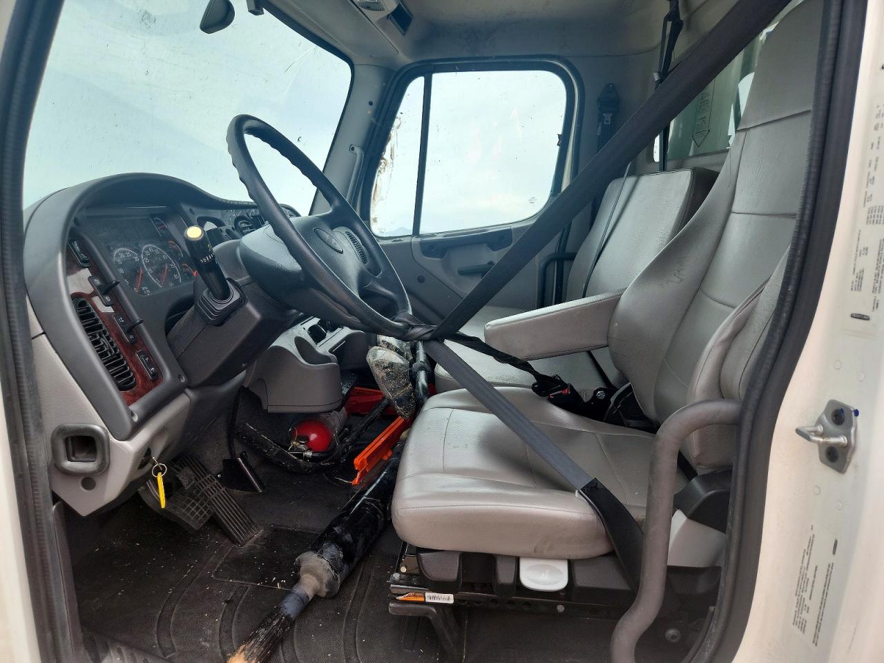 2024 FREIGHTLINER All other VIN 3ALACWFC8RDUN5915 photo 7