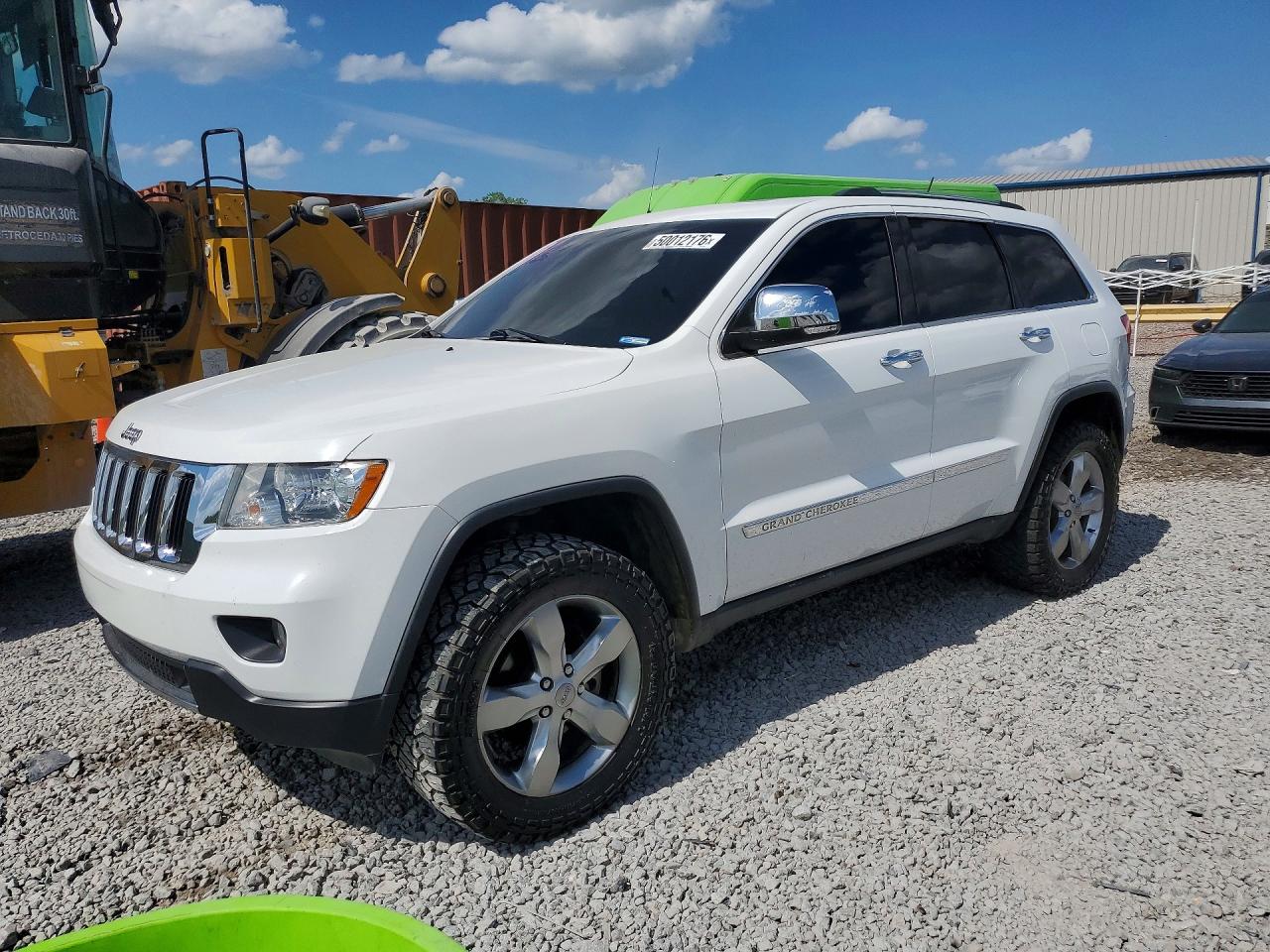 2013 Jeep Cherokee VIN 1C4RJEBT5DC526735 photo 1