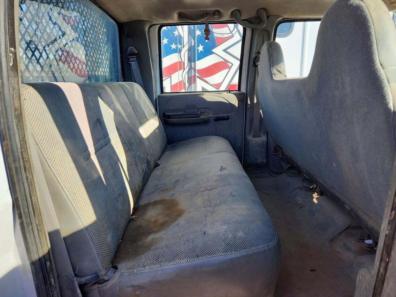 2005 Ford F550 VIN 1FDAW56PX5EC08610 photo 10