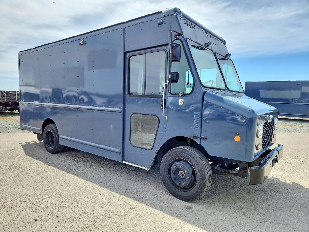 2020 FREIGHTLINER All other VIN 4UZAC2EAXLCLZ7160 photo 4