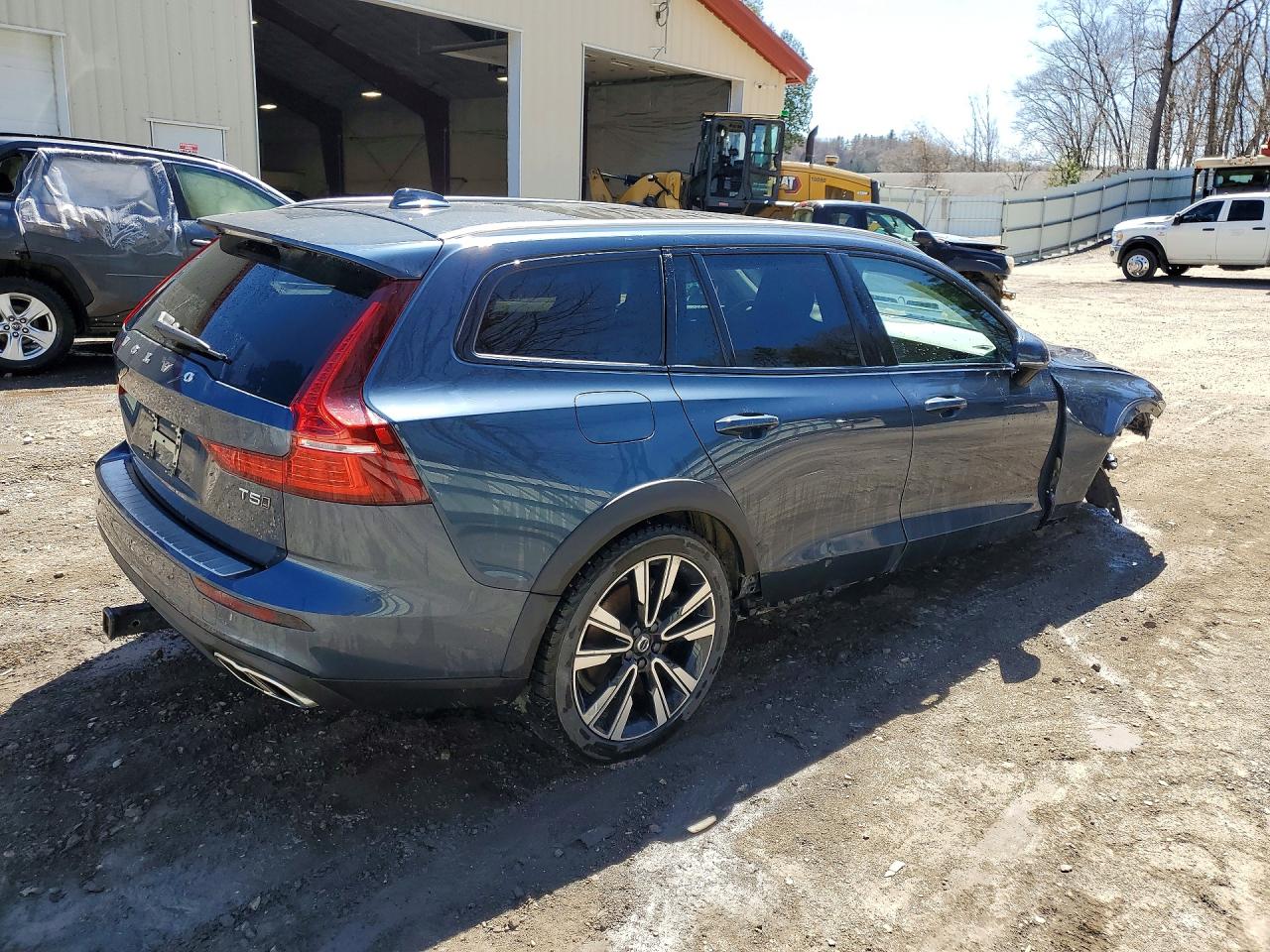 2021 VOLVO V60 VIN YV4102WKXM1071597 photo 3