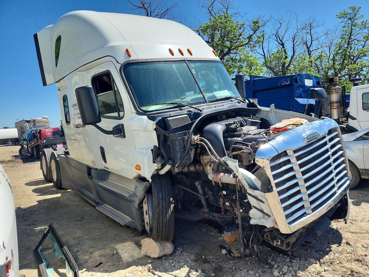 2019 FREIGHTLINER All other VIN 3AKJGLDR1KSJL3925 photo 1