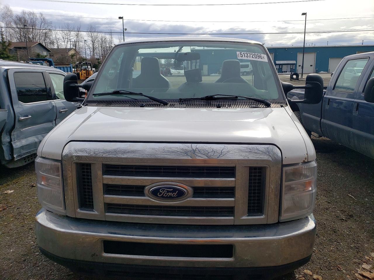2017 Econoline VIN 1FDWE3FS9HDC67451 photo 5