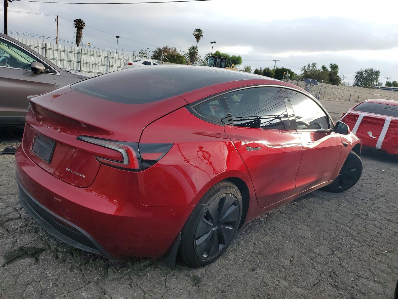 2024 Tesla Model 3 VIN 5YJ3E1EB6RF822198 photo 3