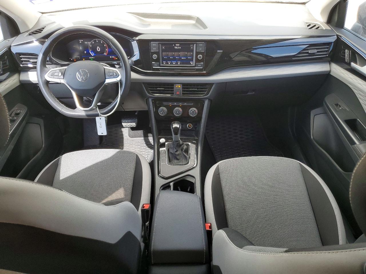 2024 Volkswagen All other VIN 3VV5X7B29RM108203 photo 8
