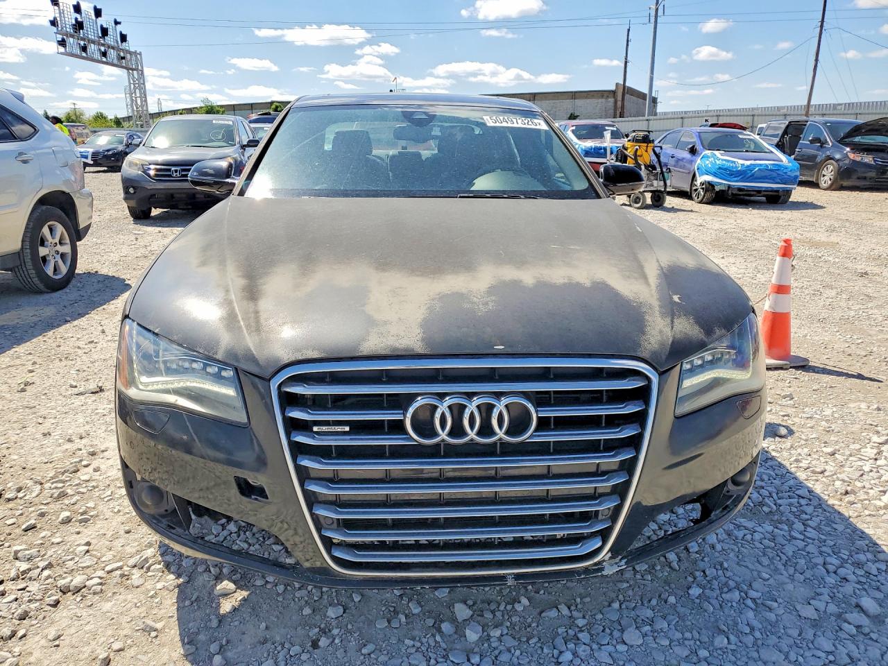 2011 Audi A8 VIN WAUAVAFD0BN001061 photo 5