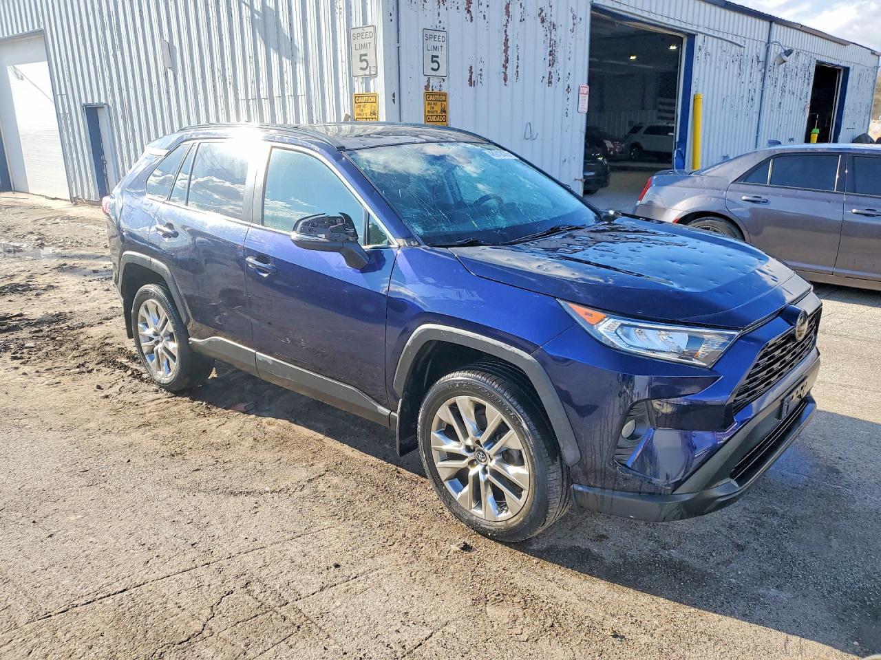 2019 Toyota Rav4 VIN 2T3A1RFV6KW045600 photo 4
