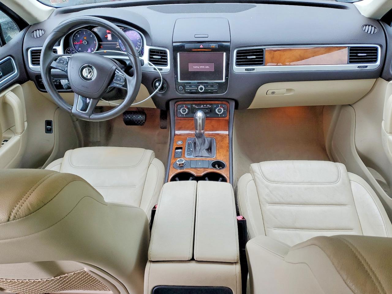 2014 Volkswagen Touareg VIN WVGEP9BP4ED001471 photo 8