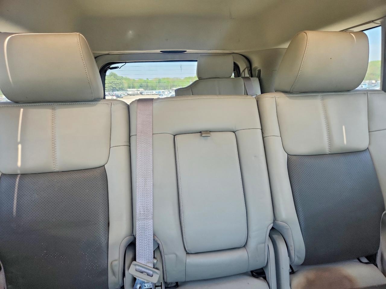 2006 Jeep Commander VIN 1J8HG58266C366868 photo 10