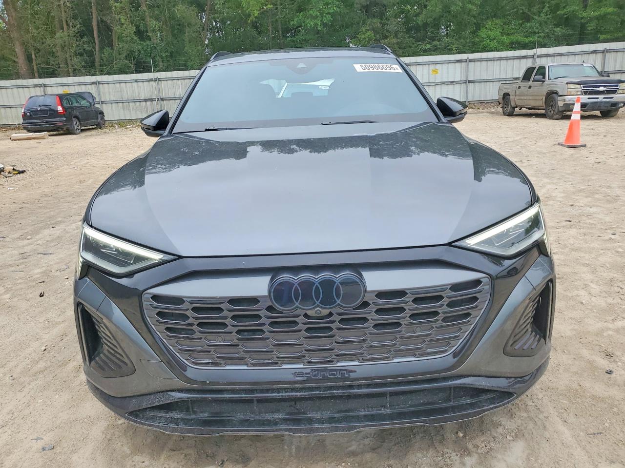 2024 Audi Q8 e-tron VIN WA16AAGEXRB012389 photo 5