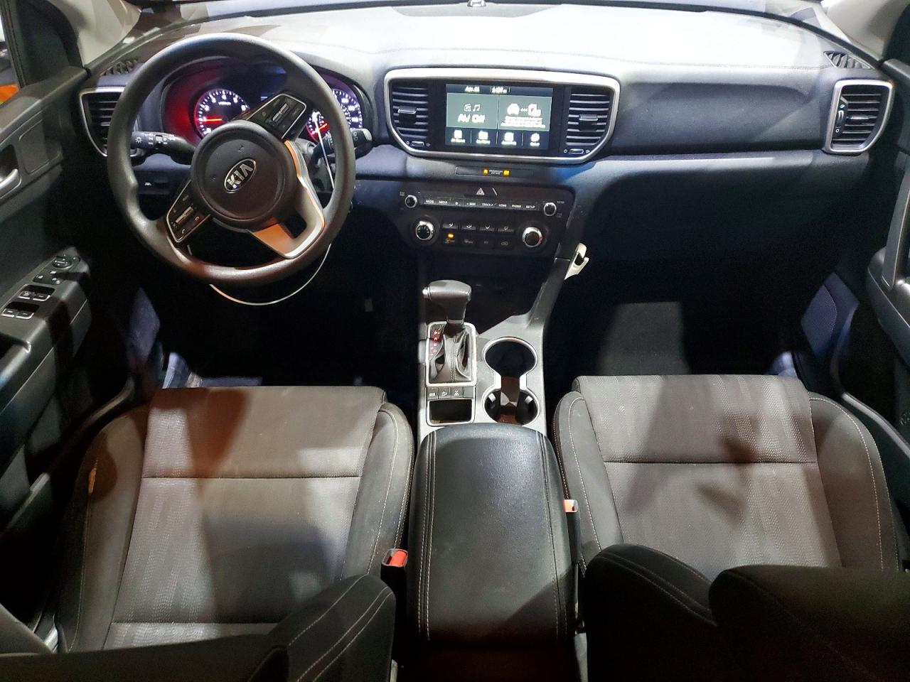 2021 Kia Sportage VIN KNDPMCAC1M7937126 photo 8