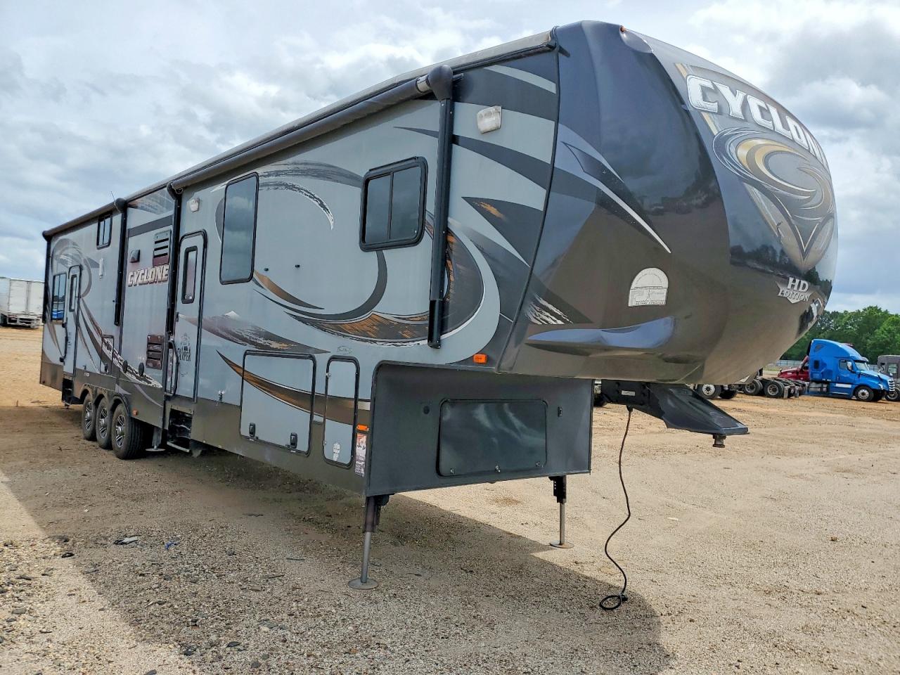 2014 HEARTLAND All models VIN 5SFCG4430EE279283 photo 1