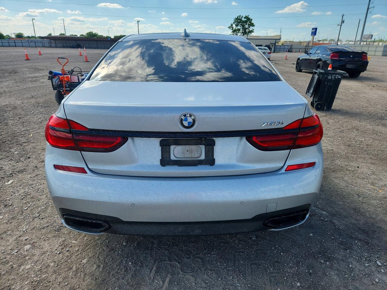2019 BMW 7 series VIN WBA7F0C5XKGM24801 photo 6