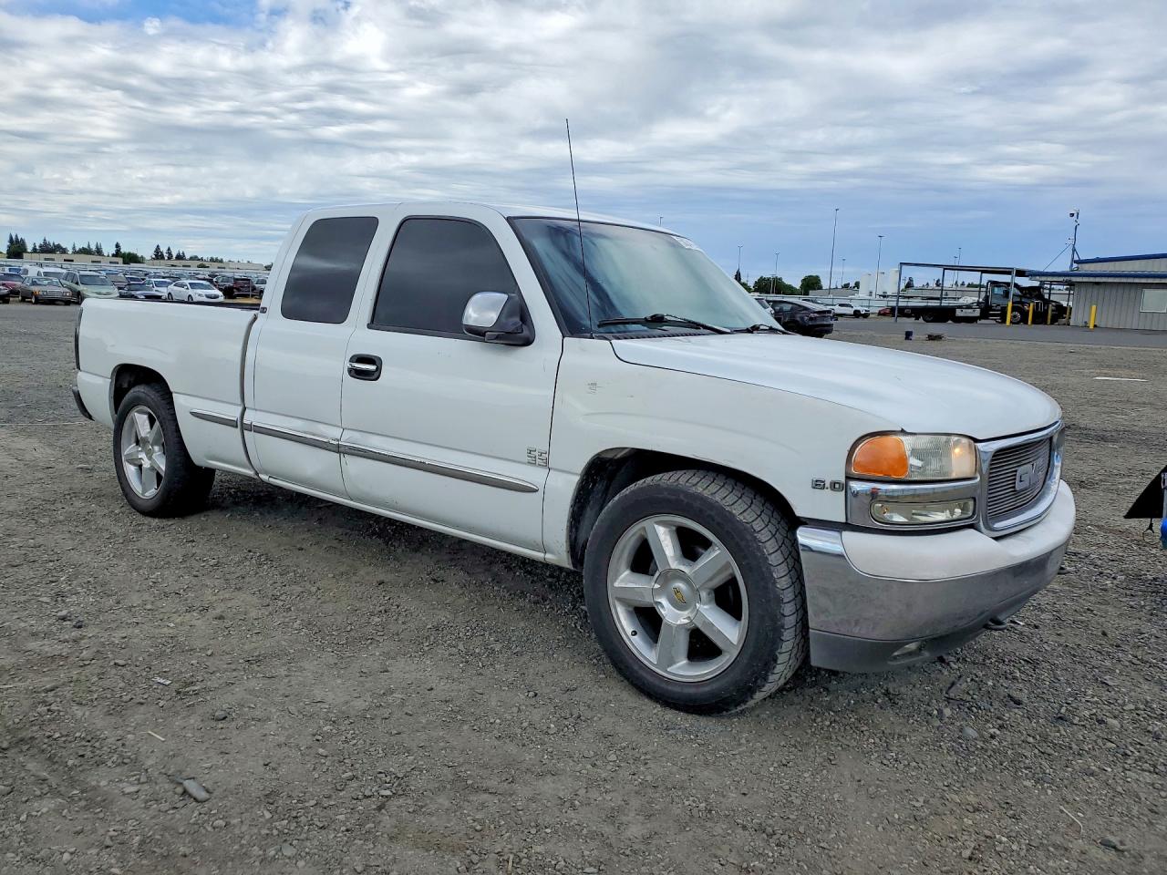 2000 GMC SIERRA VIN 1GTEC19V6YZ129479 photo 4