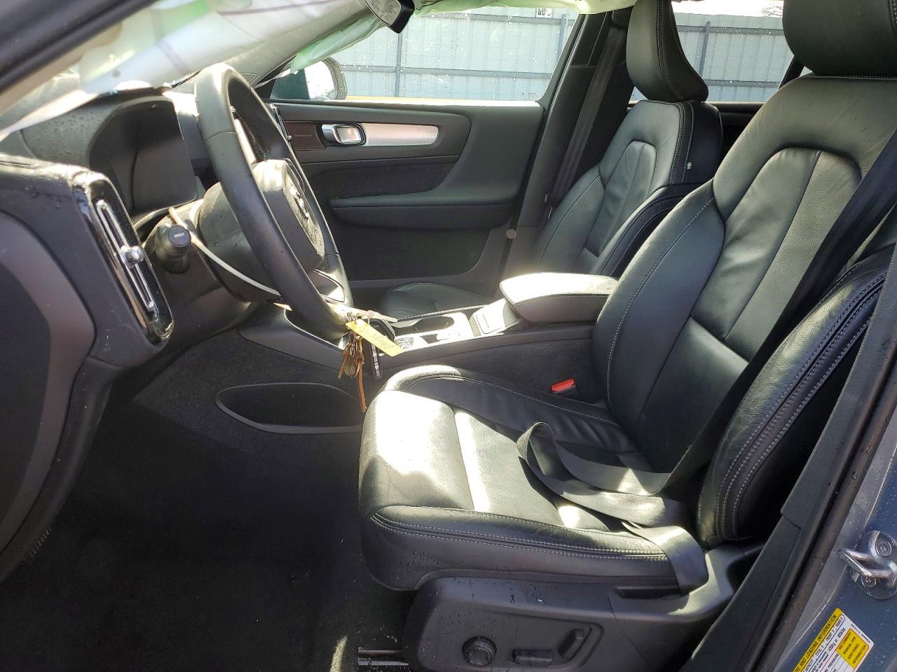 2022 Volvo Xc40 VIN YV4162UK0N2763929 photo 7