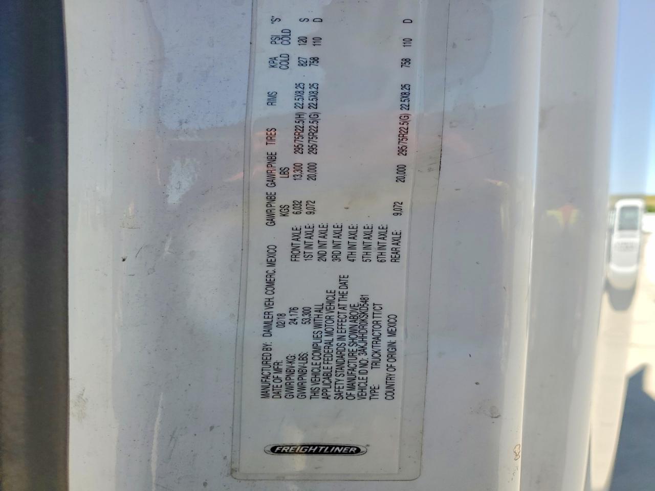 2019 FREIGHTLINER All other VIN 3AKJHHDR0KSKD5481 photo 10