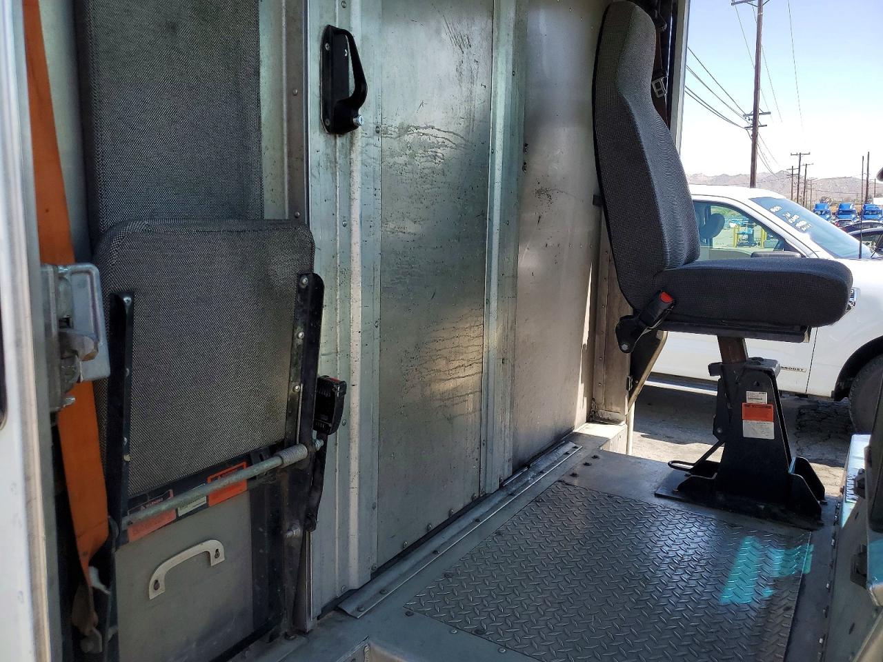 2022 FREIGHTLINER All other VIN 4UZAC1GAXNCNM5270 photo 11