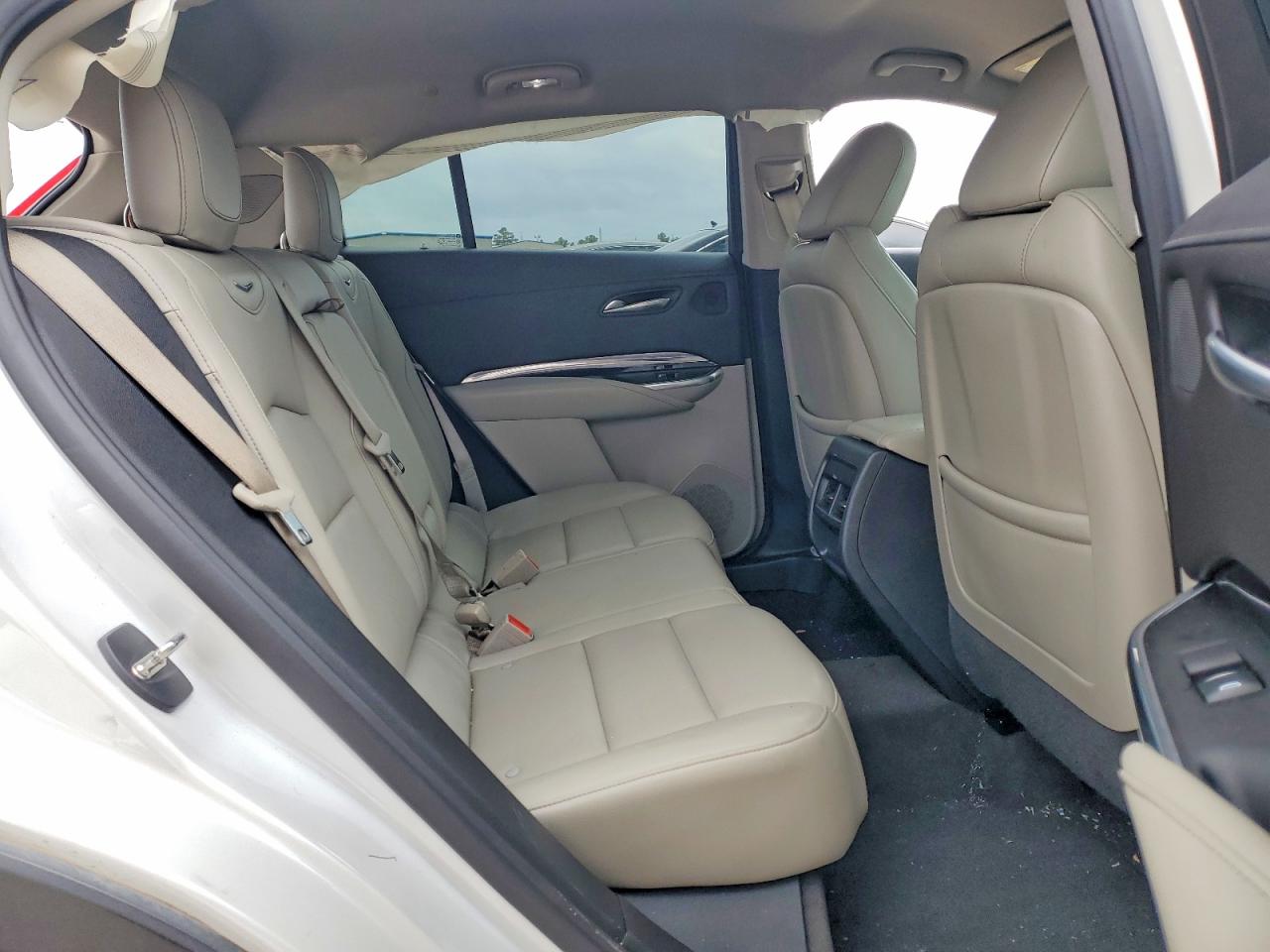 2020 Cadillac Xt4 VIN 1GYAZAR43LF140058 photo 11
