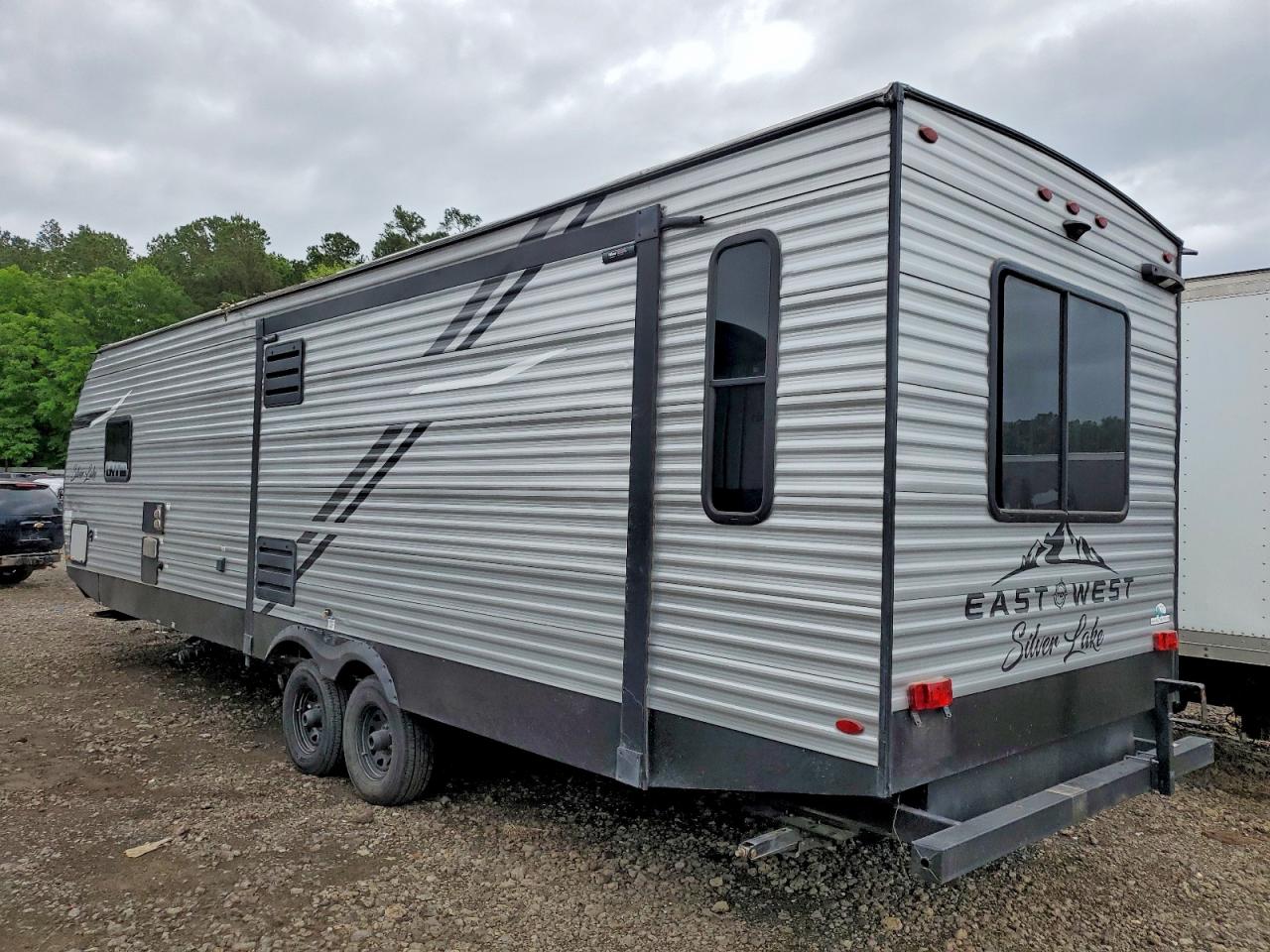 2022 EAST Silver lak VIN 5ZT2SKUB7N9011301 photo 3