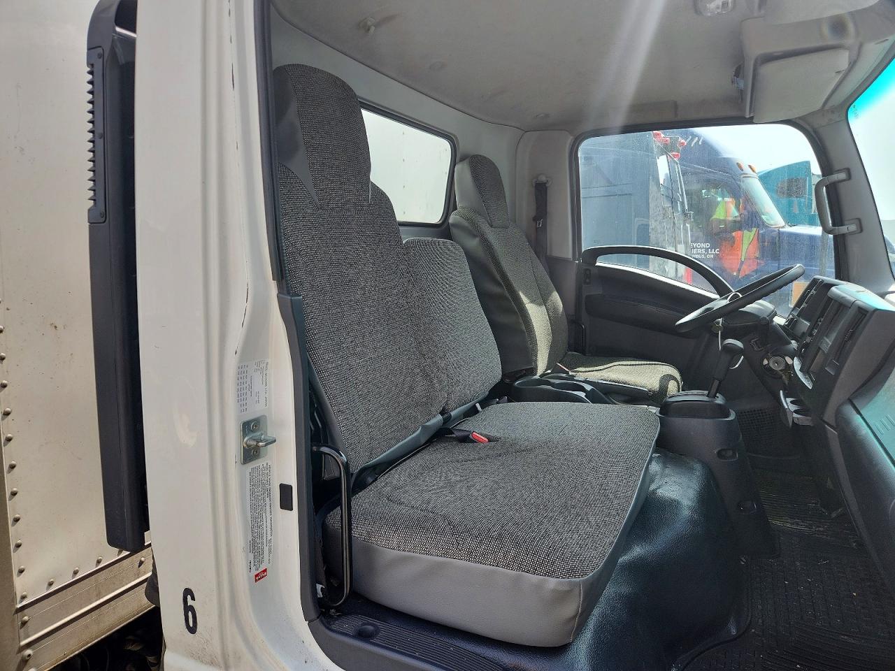 2023 Isuzu Npr VIN 54DC4W1D6PS202650 photo 6