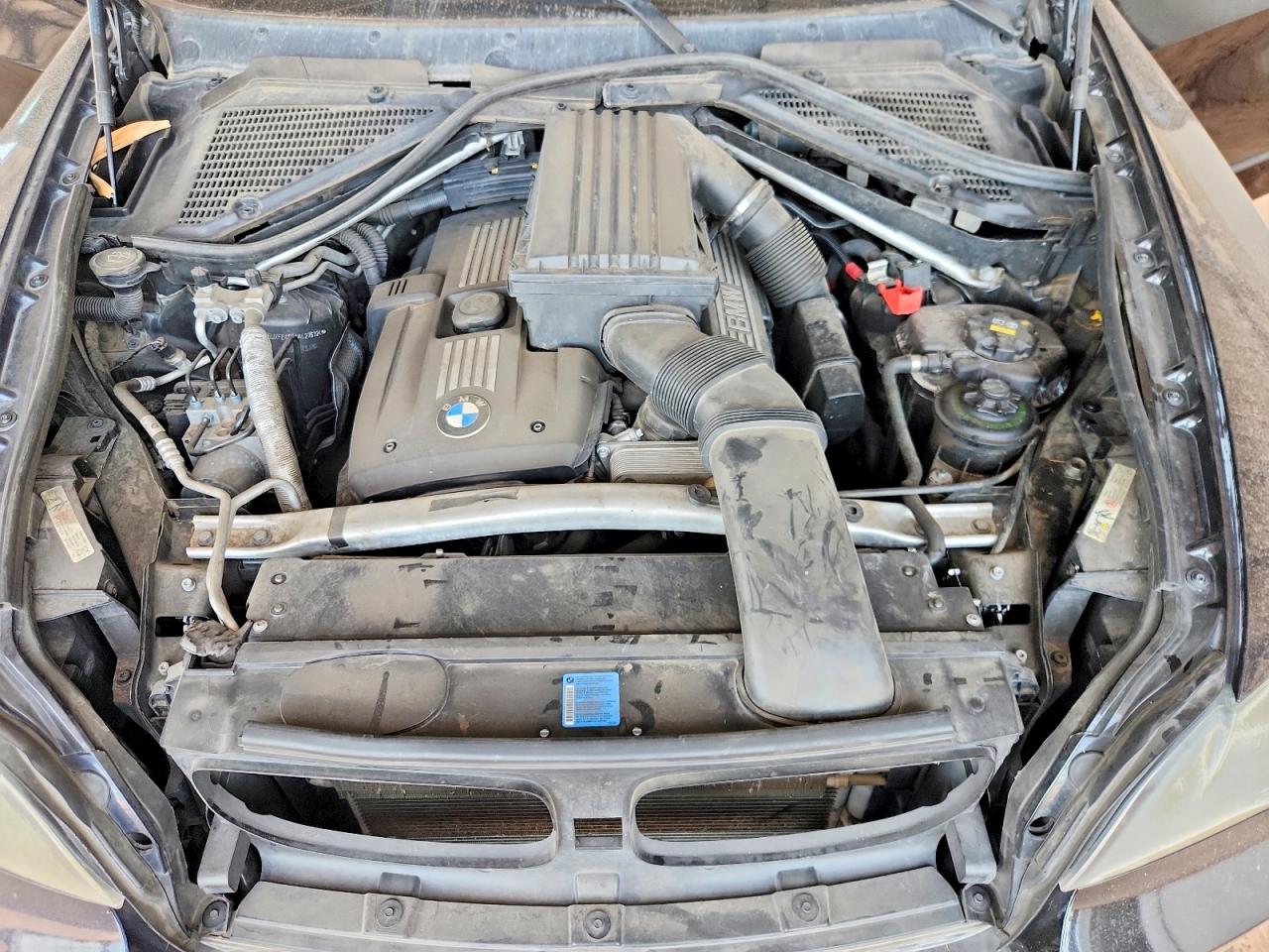 2010 BMW X5 VIN 5UXFE4C54AL276724 photo 12